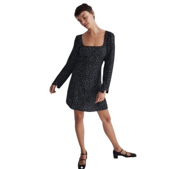 Madewell Dresses & Skirts - Madewell Dress Sz 6 Black Ditsy Floral Fit And Flare Babydoll Empire Waist EUC